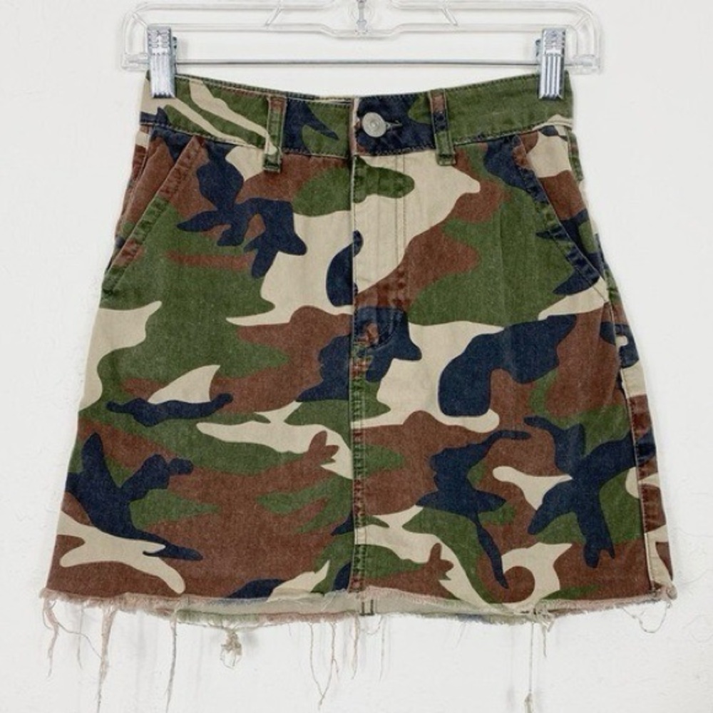 BDG Camo Mini Skirt